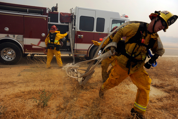 wildfires CAL Fire forest fire Fire fighter wildland fire California firemen