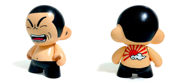 toy  munny Custom vinyl Posca yakuza axe art toy custom toy  designer toy DIY