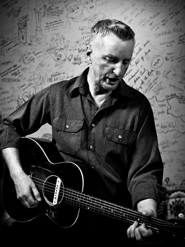 Billy Bragg Old Town School folk music Woody Guthrie john sisson sisson photography John Sisson Photography Documentary  Documentary Photography