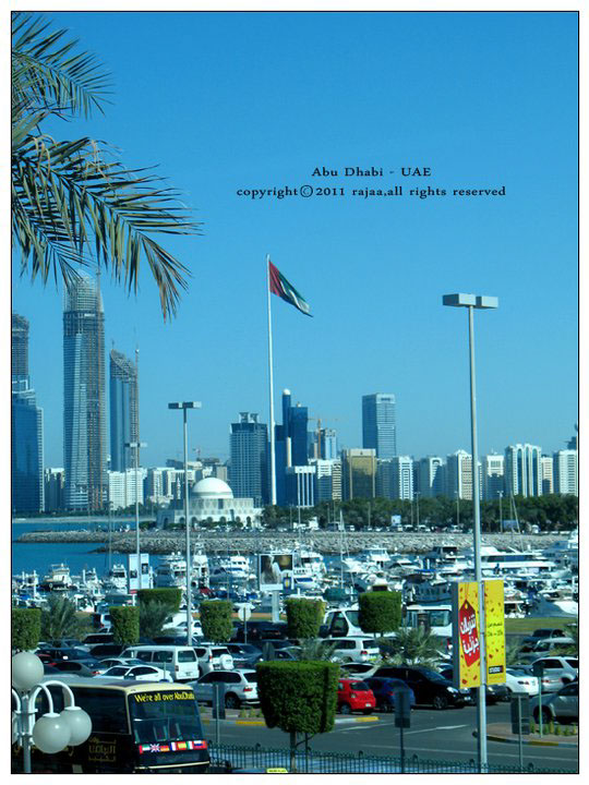 UAE Emirate dubai Abu Dhabi Arab sea gulf buildings