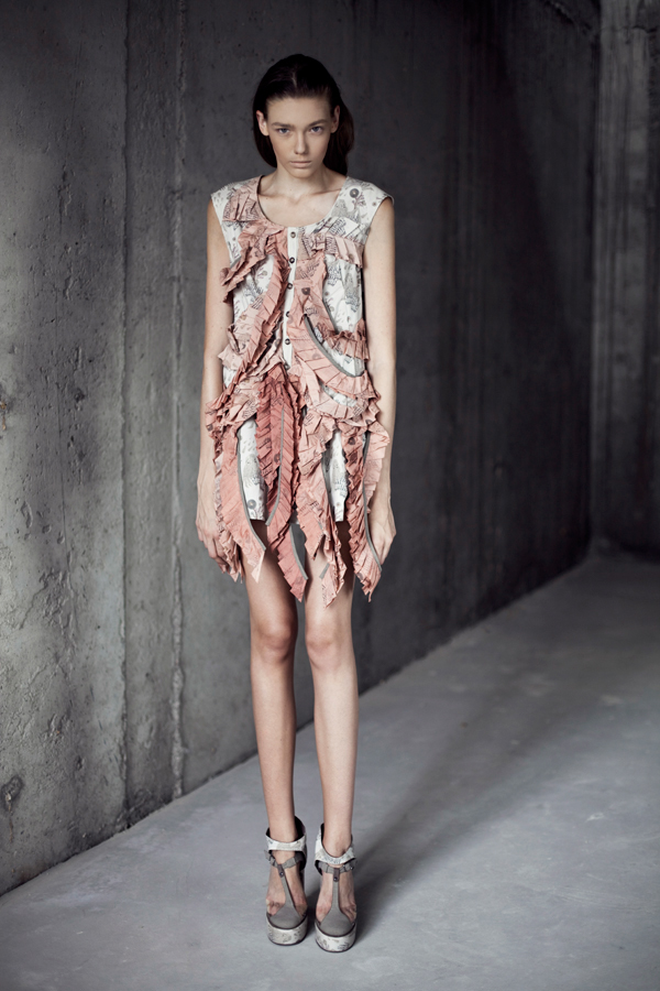 Human anatomy fashion graduation collection Masha Reva