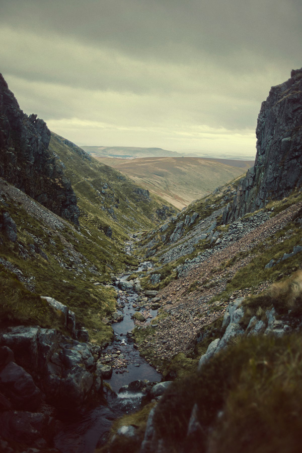 Landscape england northumbria hills mountains rugged bleak wilderness unspoilt retouch photo view rolling atmosphere mood