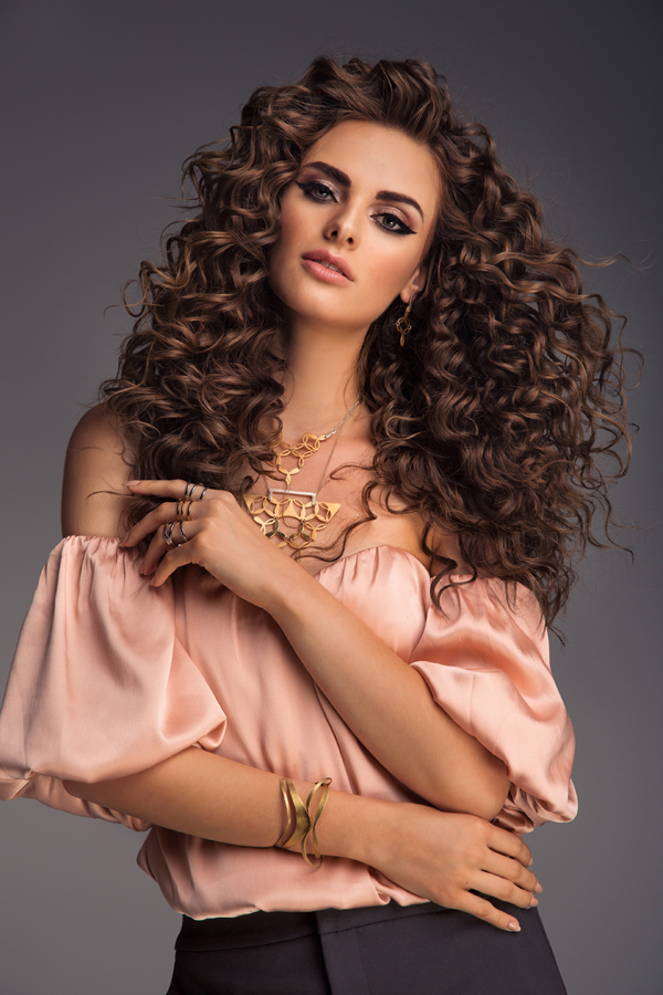 hair shooting hairdresser hairstyle curly hair photographer fashion photography models model Commercial photographer
