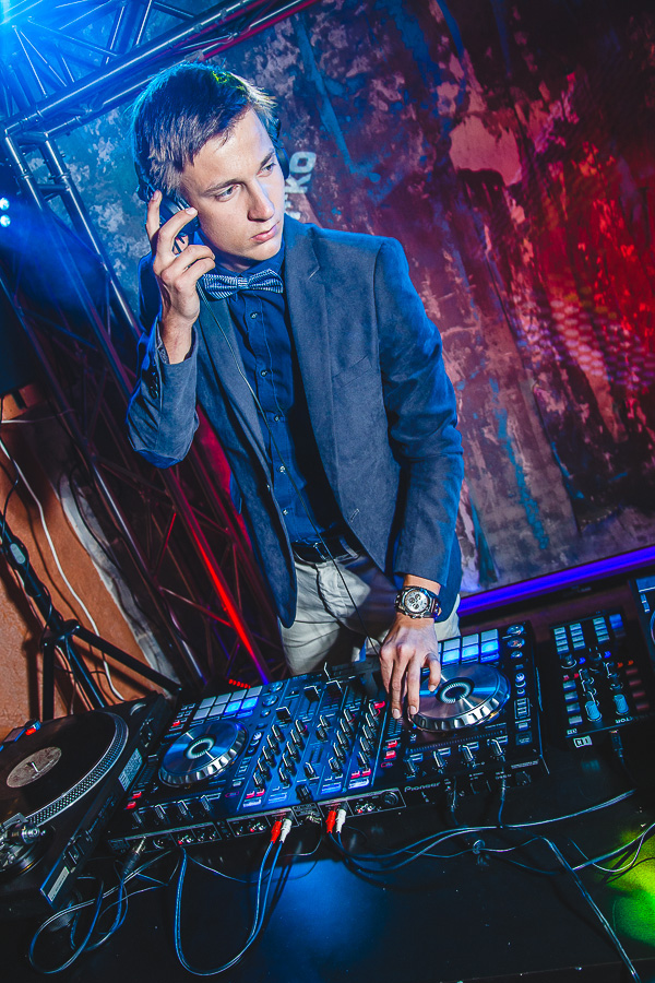 dj Ambience Dj club music sound daria dyachenko headphone DJ mixer Sound Producer
