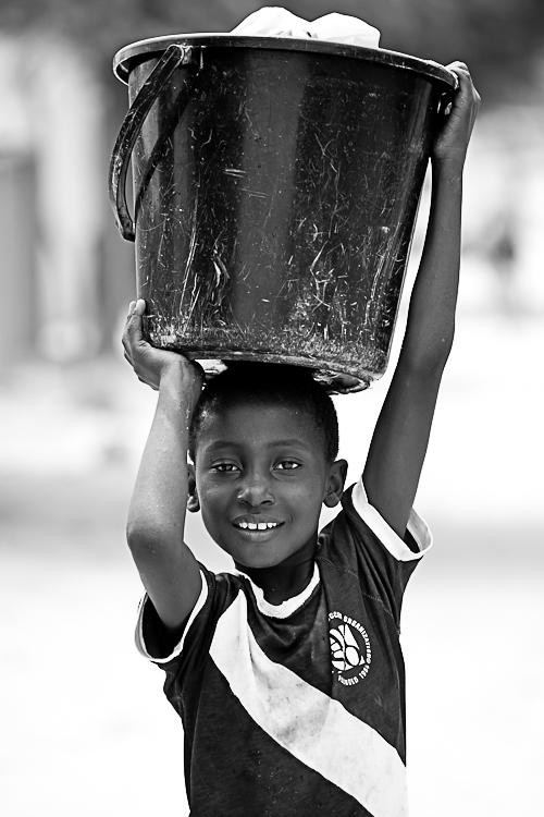 Day africa West Africa child children life soccer river smile football niamey sahara nikon D700 Nikon portrait fine art