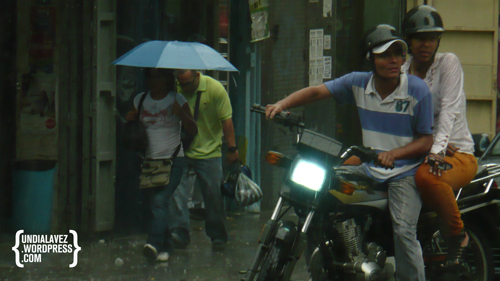 caracas venezuela people Gente Trabajando working Work  trabajo ELSANCHEZ Undialavez Fotografia street photo Street Photo Venezuela Trabaja trabajar Sabana Grande