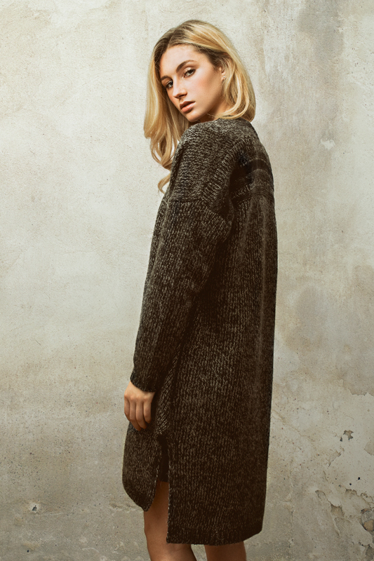 Lookbook vintage natural wool apartment stan smith still life product object model woman Fall/Winter Interior Classical blonde