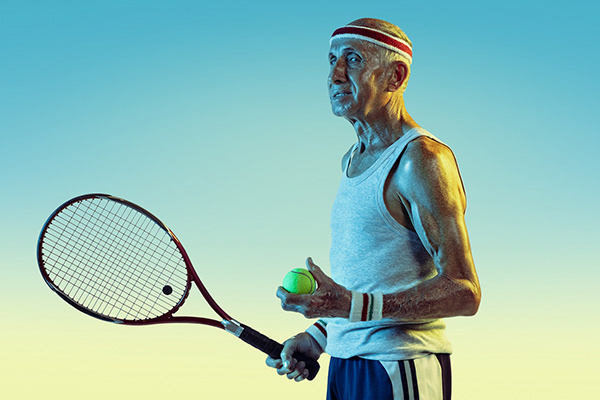 Old tennis player