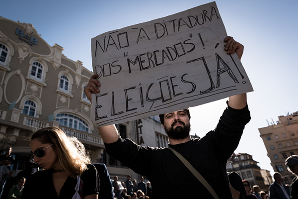 Manifestação Protesto multidao Politica porto Oporto demonstration troika