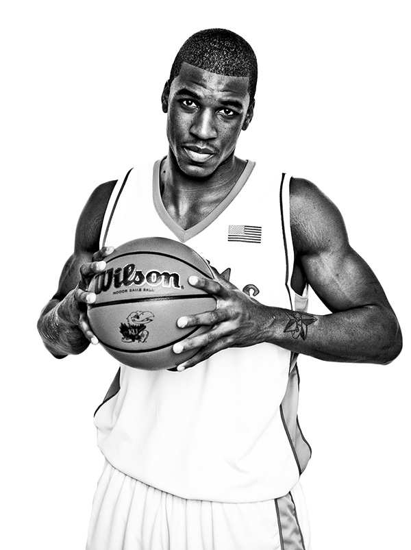 portraits b&w photography athletes sports basketball football editorial photography Portraiture