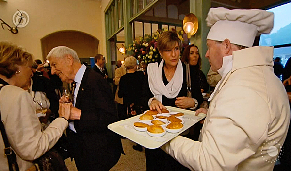 Vorstelijk Tafelen book royal family dutch Willem I maxima WIllem Alexander Dries van Agt Albert Tielemans Nico de Rooij Janny de Moor Hart van Nederland SBS6 culinair jeroen rijpstra