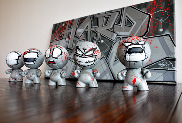 Munny  kidrobot  sevenlab  thesquare  hardballz