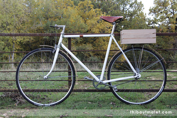 Bike Bicycle woodguard wooden handlebar guidons bois wood bois vélo bois fixie singlespeed pignon fixe fixedgear garde boue bois wood fenders