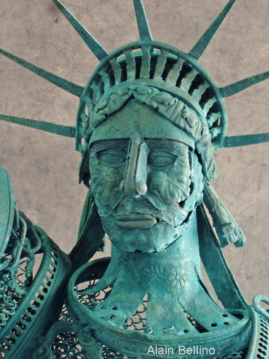 Liberty bronze chain france usa