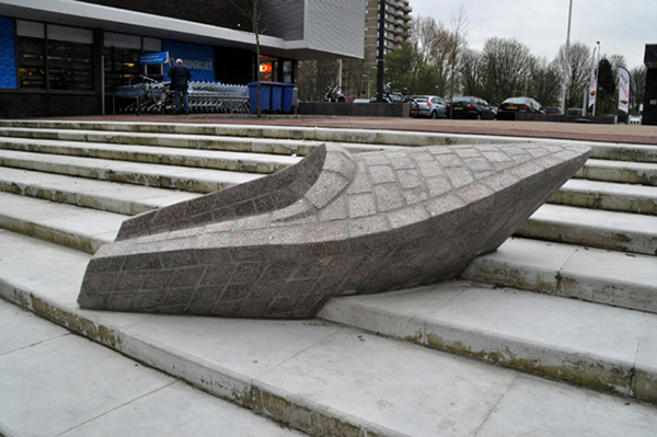 Zagara sculpture commissioned art public art Granito zoetermeer Context related art