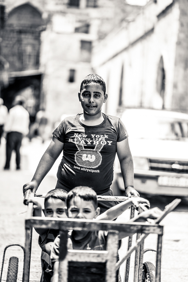 street photography black and white bnw photography portrait street portrait Portraiture nablus Arab west bank art people life ndarwish nabil darwish composition
