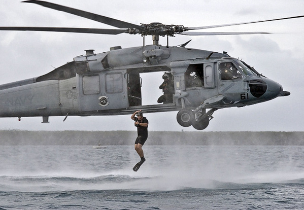Military Guam helicopter navy Sailor