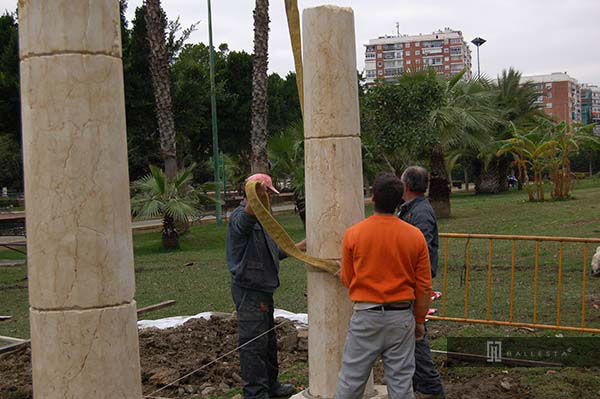 Sculpting group project public spaces Espacios Publicos sculptures bronze natural stone columns natural stone pillars natural stone landscaping