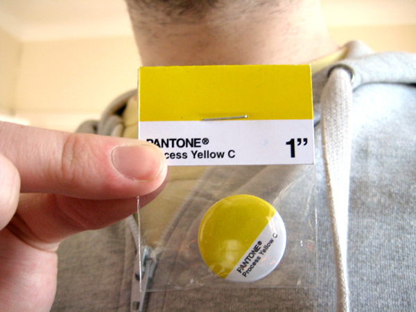 pantone Badges Effektive product concept Greig anderson buttons 25mm