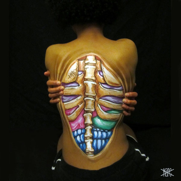 girls body painting body art graffiti on girls anatomy dissection organs