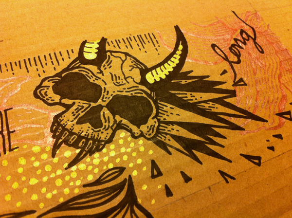 cardboard skull nightmare metal black gold