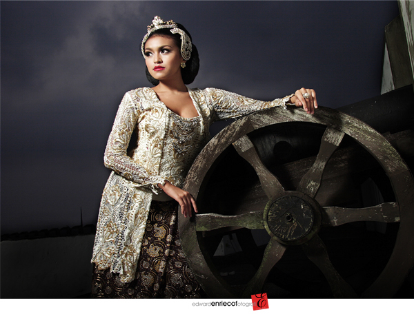 kebaya indonesia fashion design PERFORMING