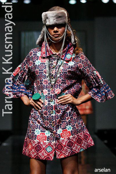 mongol asian fashion show intern fashion design