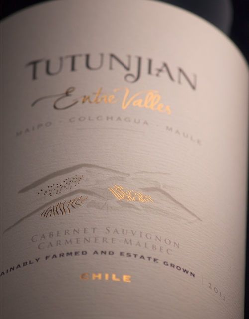 entre valles wine label wine design tutunjian Wine Packaging