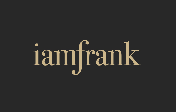 iamfrank personal Webdesign portfolio iamfrank.eu luxery gold gray dark Mockup