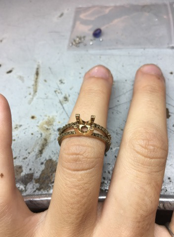 customring customjewelry Sapphire diamonds bronze jeweldesign
