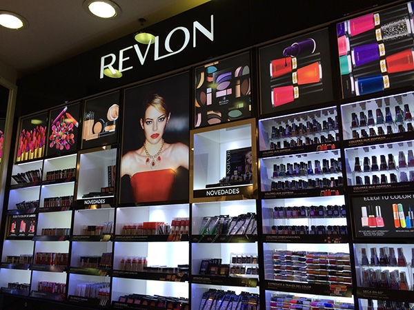 Revlon organizer product display wall on Behance