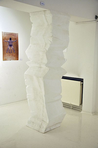 column Interior In Between between installation froth gallery