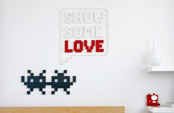 wallgraphics LEGO pixel pixelart Love handcraft White red light