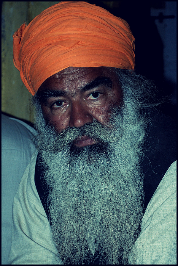 sikh khalsa sikhism punjab portraits punjabi nihangs sikh soldier sikh army anandpursahib supreet singh sikh tigers