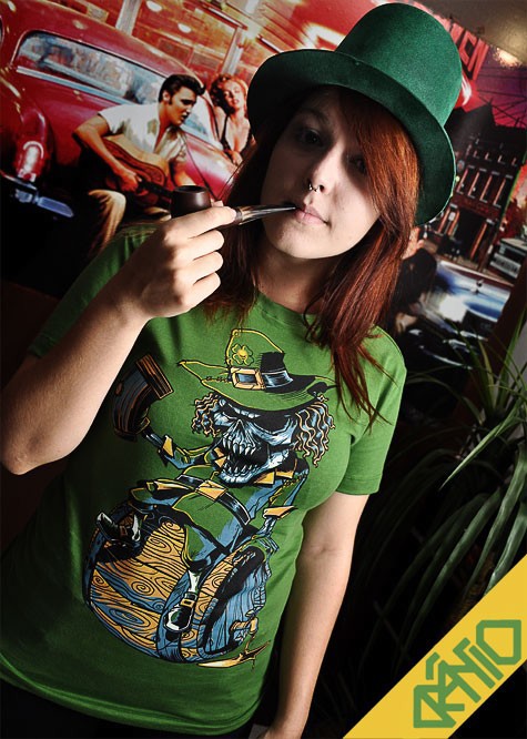 ilustration St. Patrick's day skull t-shirt clothing design stamp green beer Leprechaum