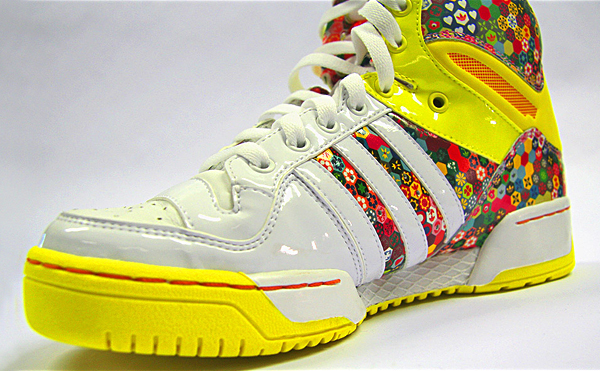 pattern pattern design  adidas originals graphics colors ILLUSTRATION  Fashion  streetwear shoes apparel