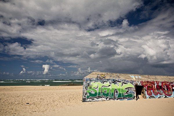 colour beach Graffiti concrete bunker Canon