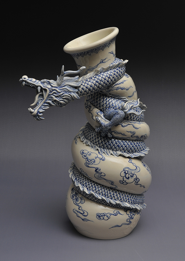 sculpture Pottery ceramics  Blue and White chinese china dragon tradition