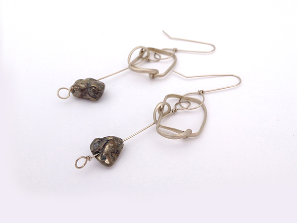metalsmith handcrafted oneofakind costarica jewelry earrings wearableart