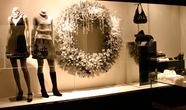 Visual Merchandising fashion design Visual Fit out