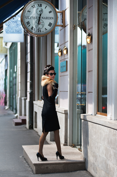 Audrey Hepburn breakfast at tiffany's holly golightly walk color smoking sigarette old-fashioned Street lena balakireva