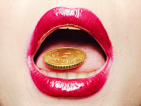 photo money gold coin coins euro shooting rich metaphore Paris monnaie Limbo studio gif museum
