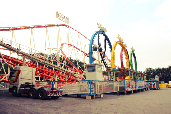 AMUSEMENT Park funfair Fun carousel rollercoaster big wheel lights buildup construction Kirmes Crange Herne germany Deutschland