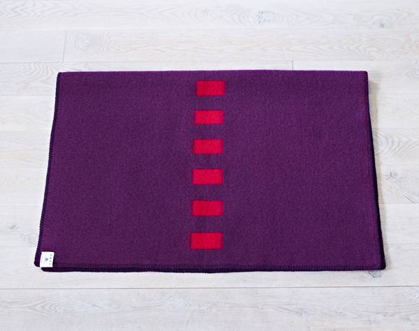 Røros  roros tweed blanket carpet Collaboration fold Snøhetta snohetta Dovre