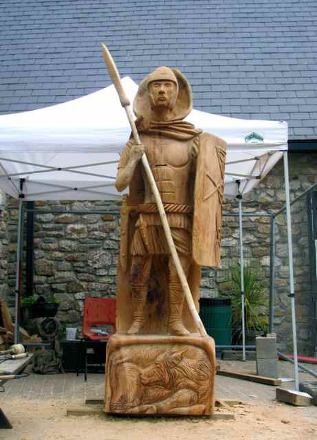 Chainsaw Sculpture Celtic
