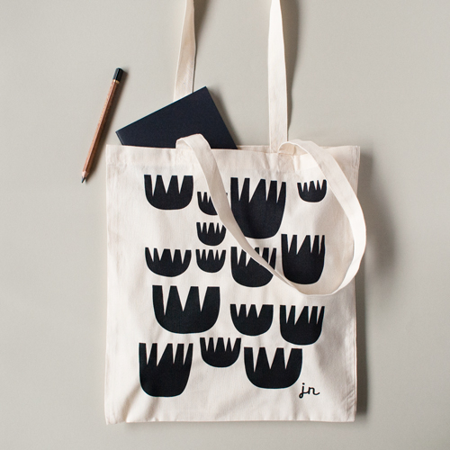 Tote Bag Flowers graphic