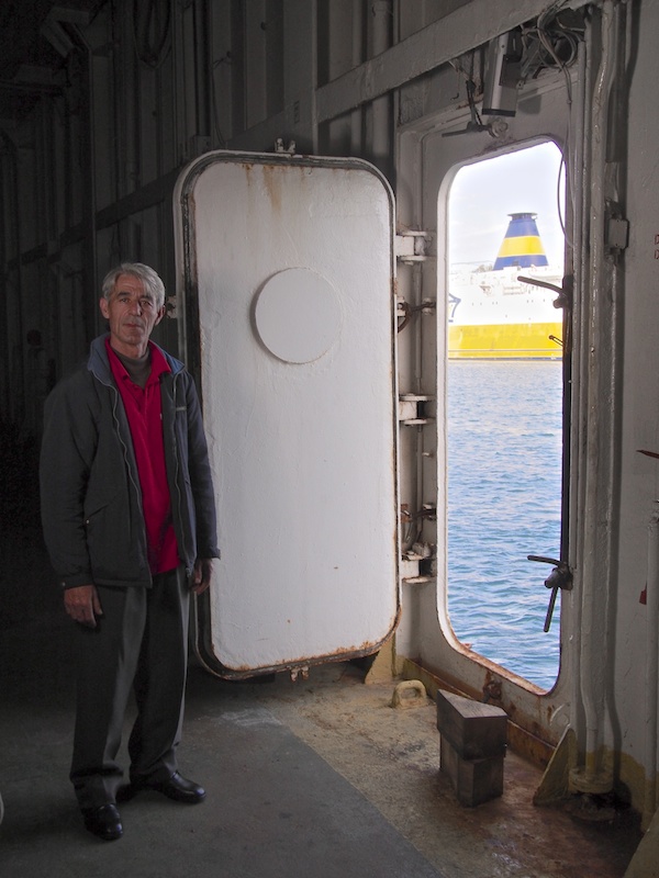 ionian spirit ship strike crew stefano moscardini sea reportage brindisi Italy italia Documentary  marinai nave occupazione sequestrata