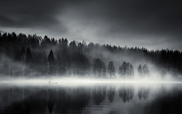 dream mikko lagerstedt photographs manipulation digital finland fog night Park darkness black white