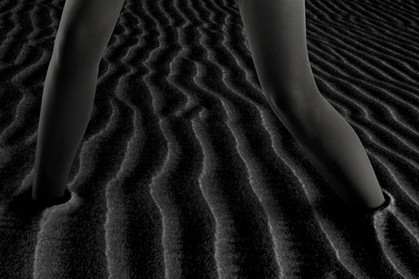 anthracite aleksandra dune desert sinking Quicksand surreal atmospheric darkness overcast