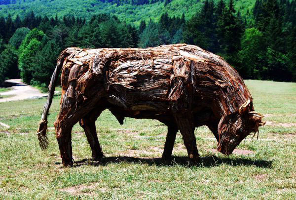 sculpture fine art wood art animal modern Nature bull carving Sculpt heykel